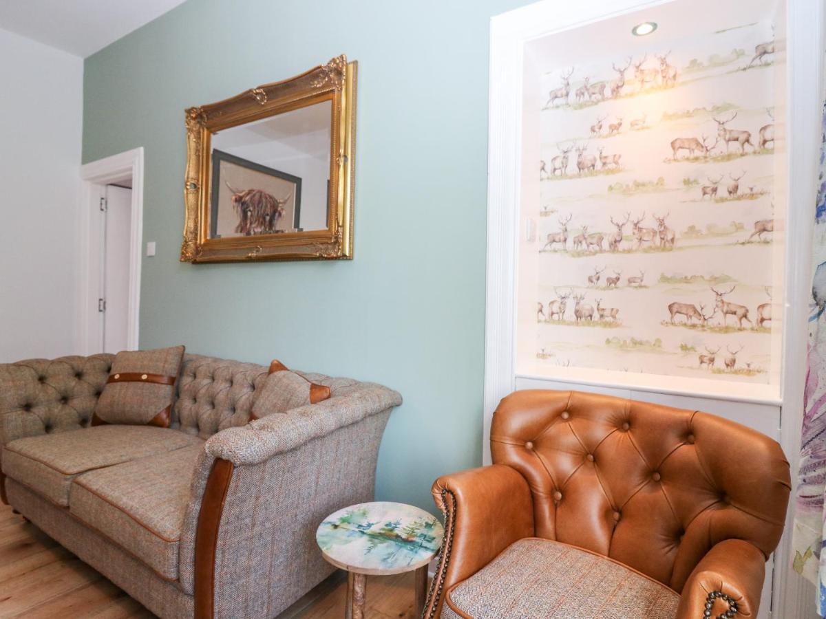 Gairnlea House Villa บัลลาเทอร์ ภายนอก รูปภาพ